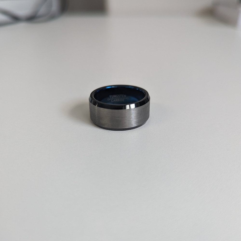 Men's ring